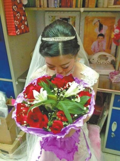 ѧ��Ȣѧ���޻鳵���� �������ᵱ����ҡ�(ͼ)