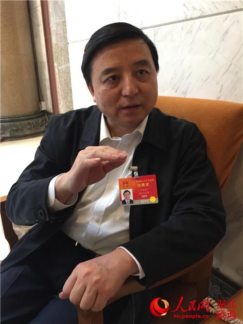 仙桃市委书记冯云乔:政府搭建平台为企业贷款