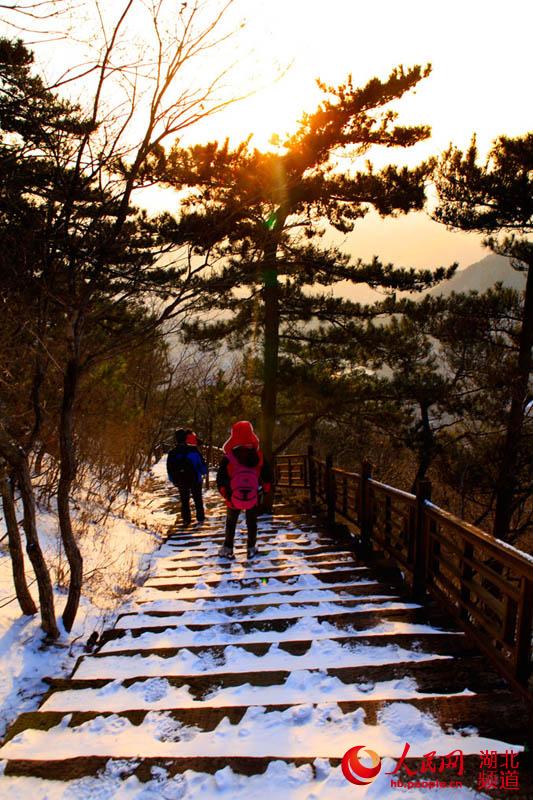 湖北麻城：雪后龟峰山 梦幻美世界【5】