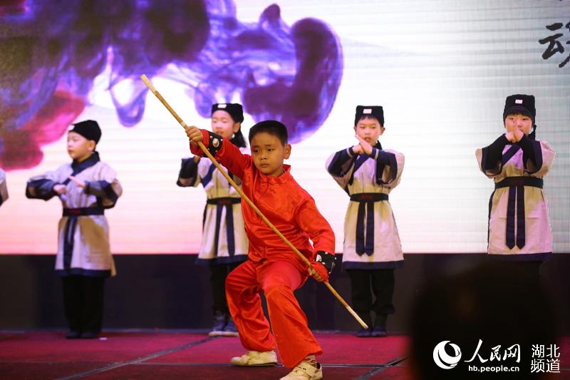 2016中国少儿国学大赛在汉启动 全国超50万儿