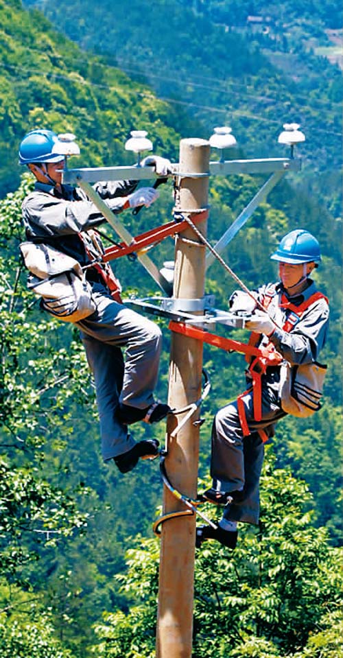 建始人口_建始石门河照片