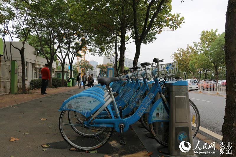 武汉国庆节新增3000辆公共自行车 三镇通借通