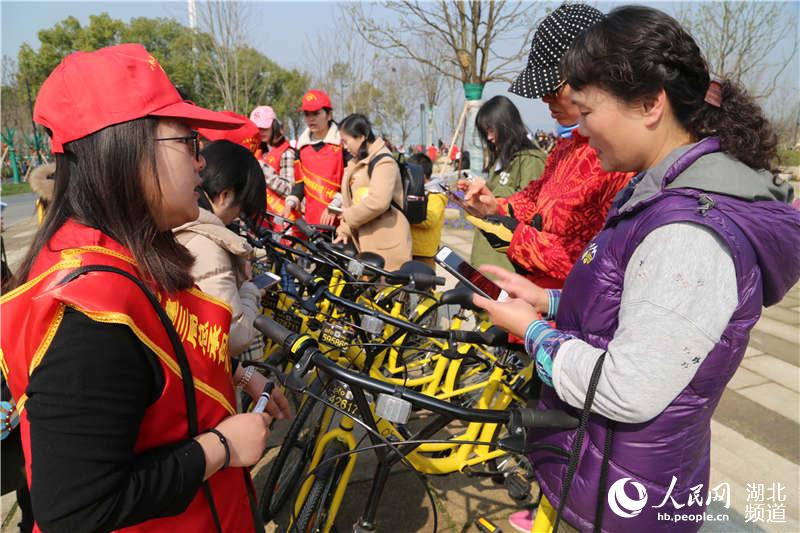 武汉志总人口_武汉樱花图片