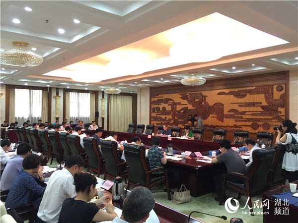 湖北23个省直部门今年承诺为农民工办52件实事