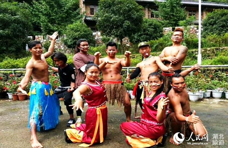 国庆各省旅游收入排行_武汉2018旅游收入(3)