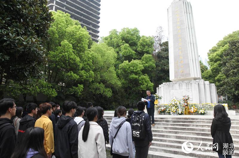 ʦ���廳��ʿ