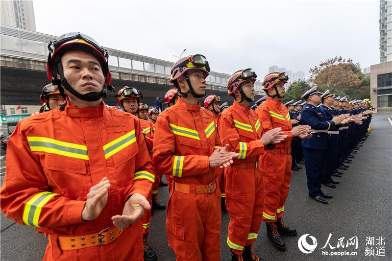 武漢市消防救援支隊舉行挂牌儀式【3】