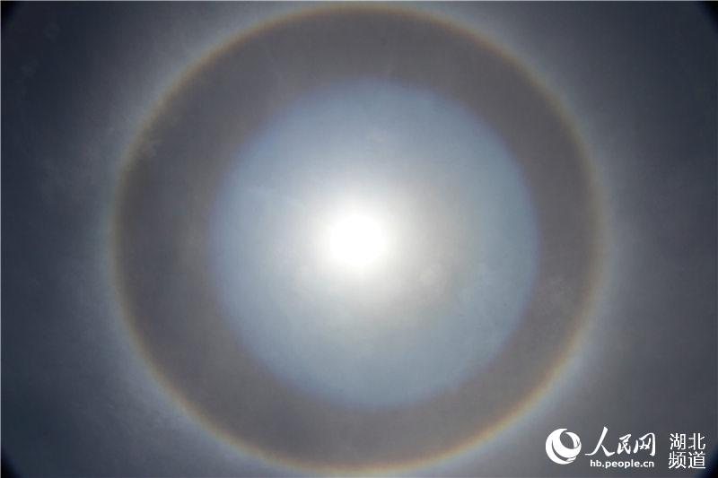 湖北十堰驚現日暈奇觀【2】