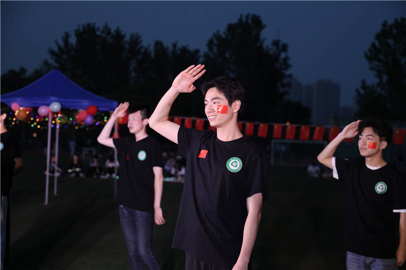 ����������о��ʵľ������ݡ���������