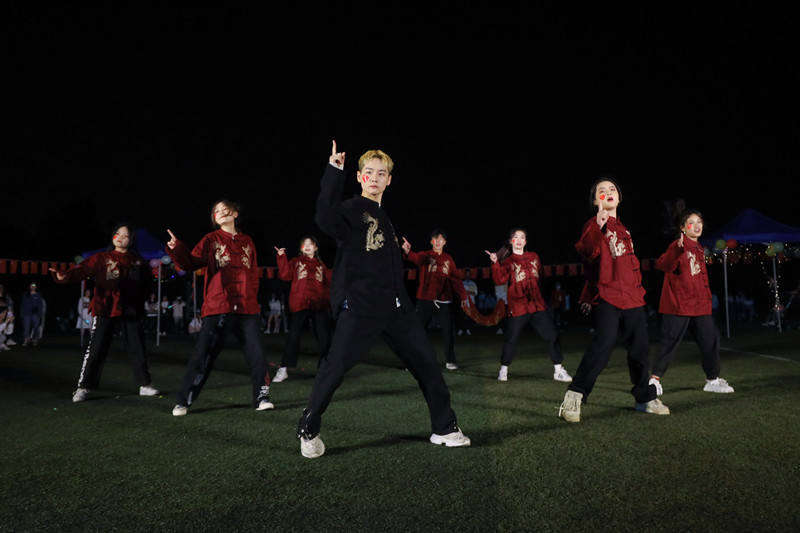 ����������о��ʵľ������ݡ���������