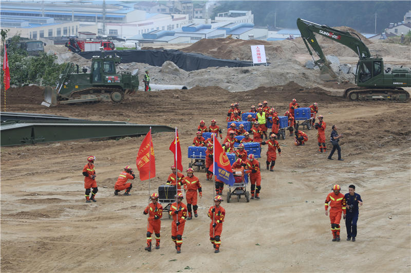 湖北省“秭歸-2021”地震應急綜合演練現場。 何寶喜攝