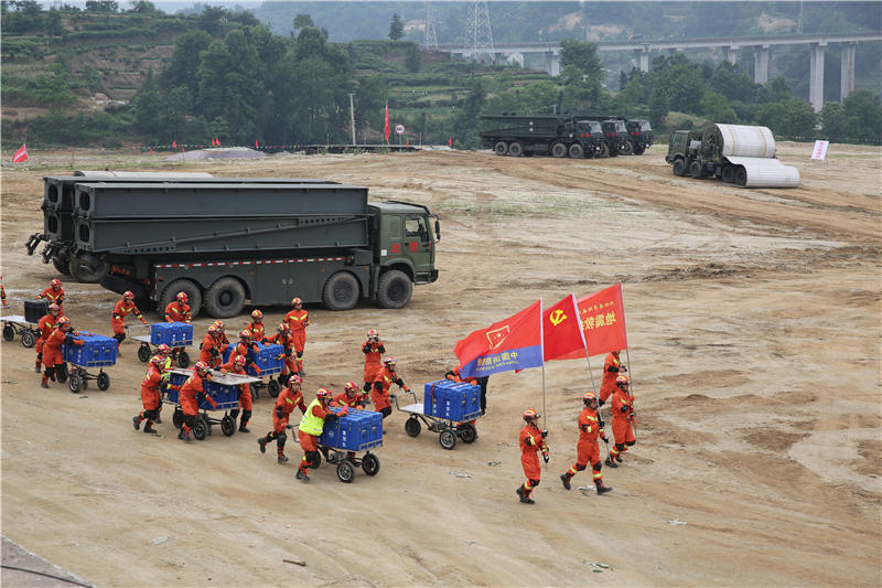 湖北省“秭歸-2021”地震應急綜合演練現場。 何寶喜攝