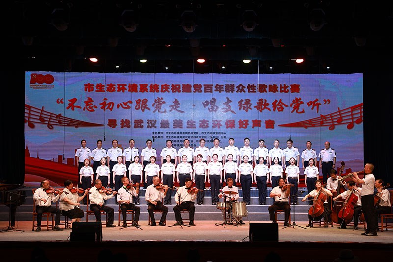 �人����̬�����־���Ⱥ���Ը�ӽ�������ں����� 