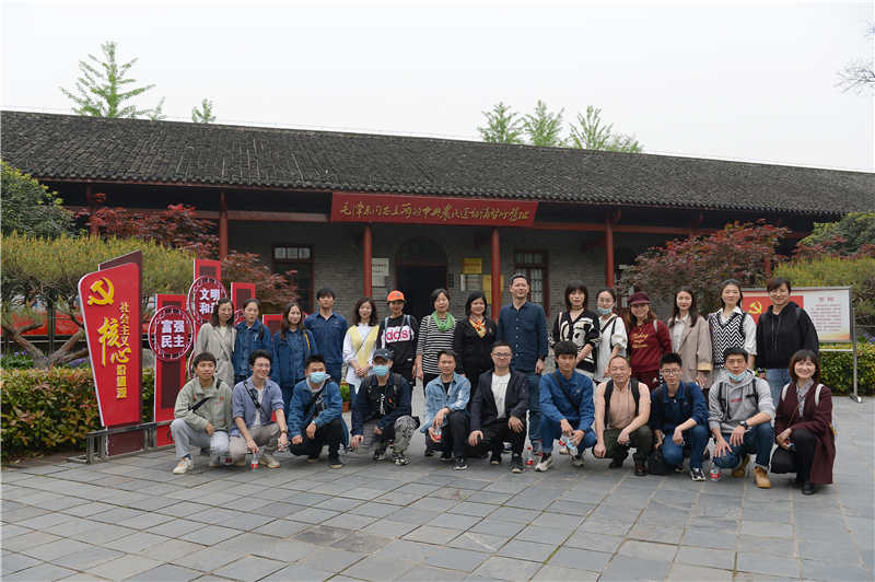 �人���̳���ӰЭ����֯��չ�����ǵ�Ա��������ģ���������̡�����ף����100���ꡱ��Ӱ�ɷ���
