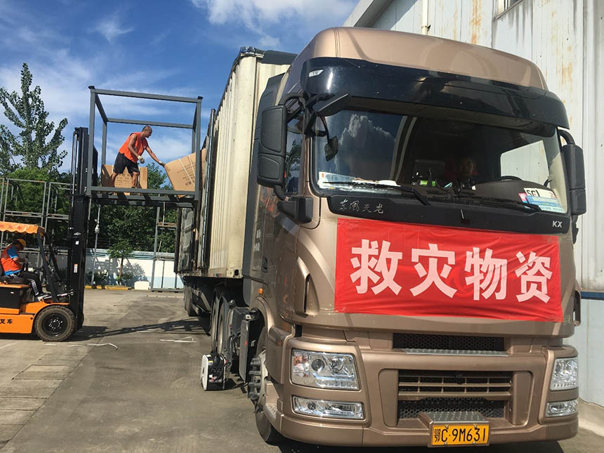 湖北捐贈5萬件救災物資馳援河南。湖北省委宣傳部供圖