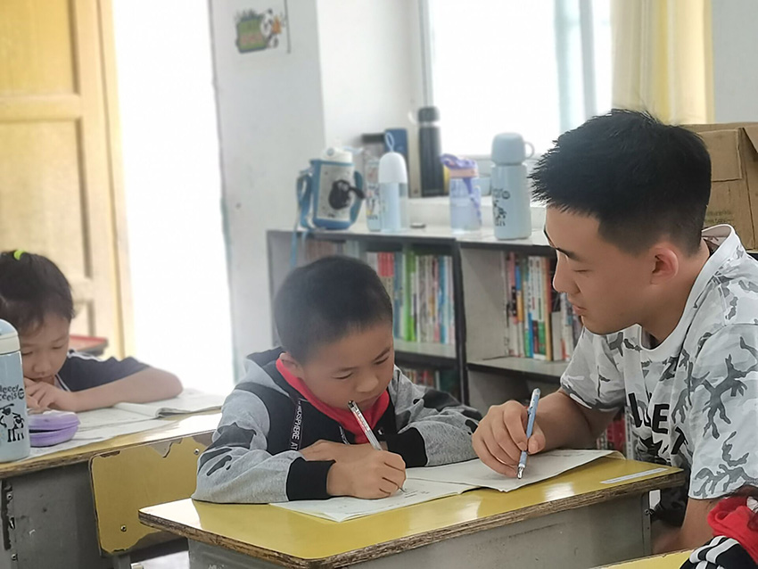 武昌首义学院暑期支教:关爱留守儿童 河溪牵手筑梦【11】