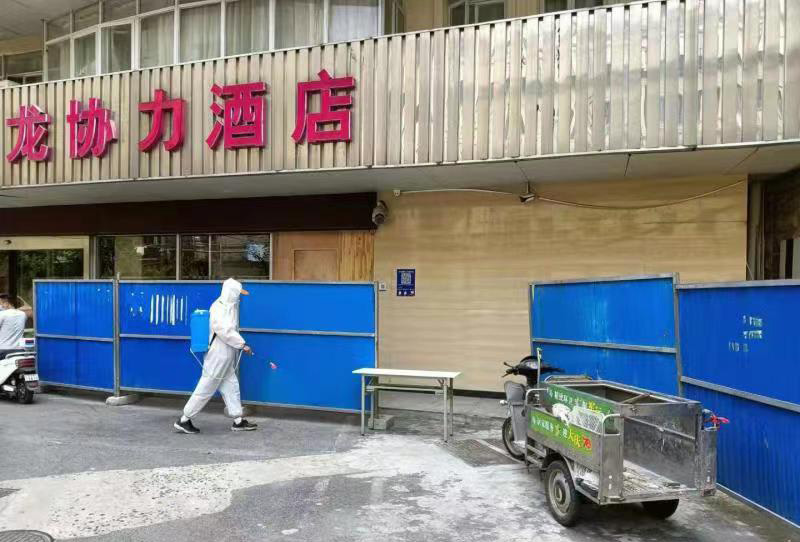 武漢日均出動2萬環衛工保障環境衛生。武漢市城管委供圖