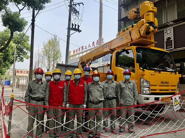 荊州電力為隔離點醫院施工 保障“雙電源”供電【3】