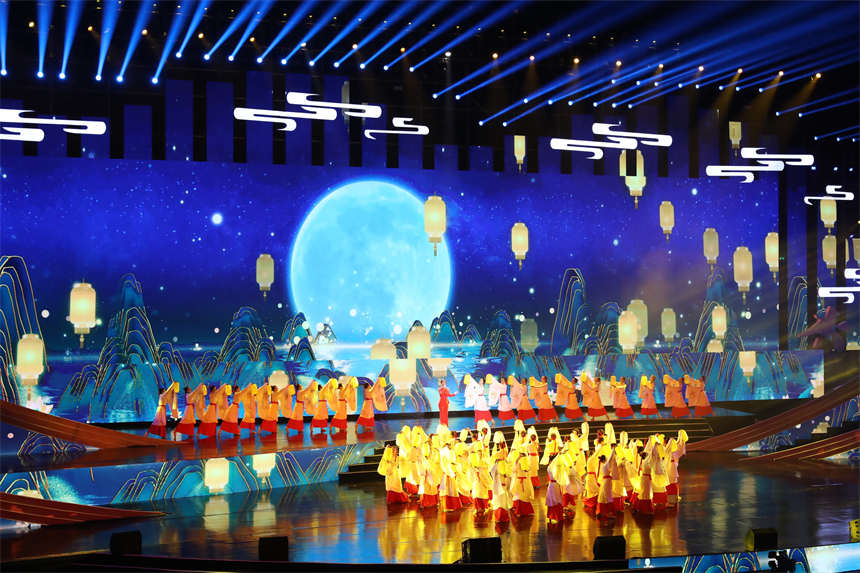 第十二屆中國長江三峽國際旅游節在湖北宜昌開幕【2】
