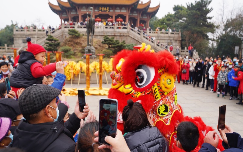 武漢景區年味濃