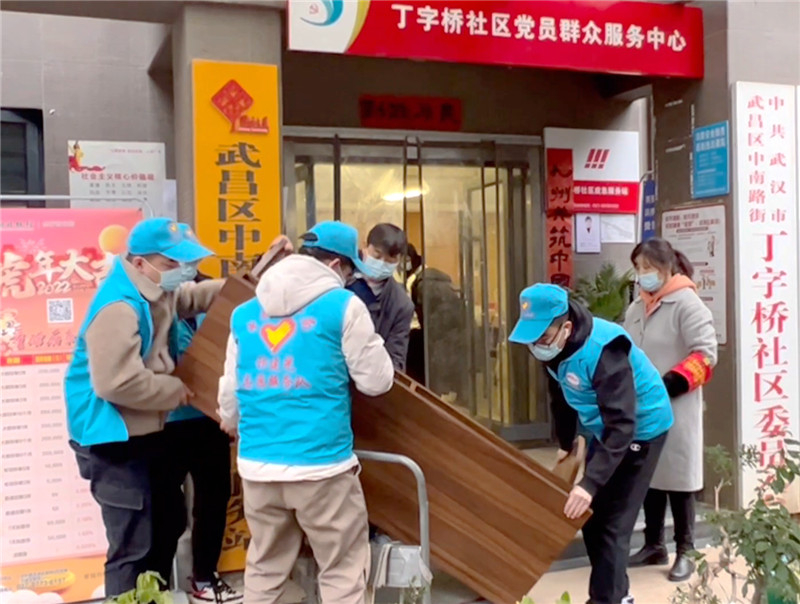 中鐵十一局建安公司志願者下沉社區同心戰“疫”