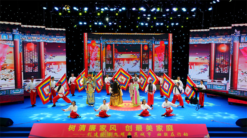 活動啟動式——戲曲薈萃表演。