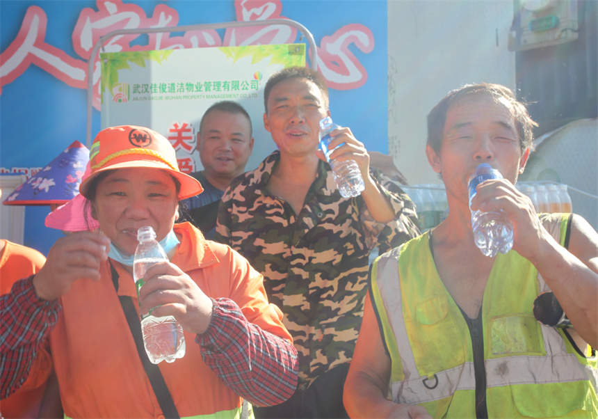 “愛心冰箱”齊助力 武漢市戶部巷締造“幸福1+1+N”美好家園