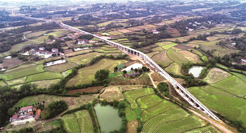 荆门市汉西水系连通工程张家院渡槽