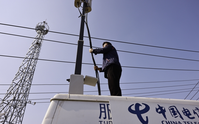 系统引入中国电信5G定制网+WIFI双网覆盖。