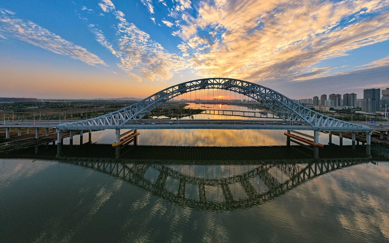 襄州六兩河大橋。王勁攝