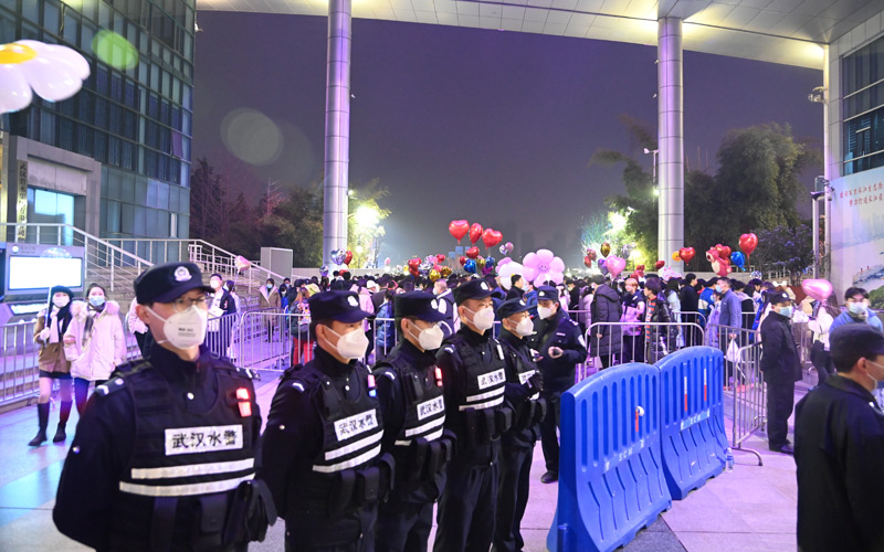 湖北武汉投入警力3.6万余人次 全市社会治安平稳有序