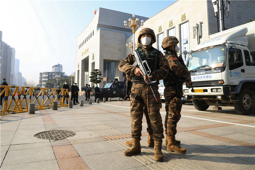 武警官兵全力做好湖北省“两会”安保【4】