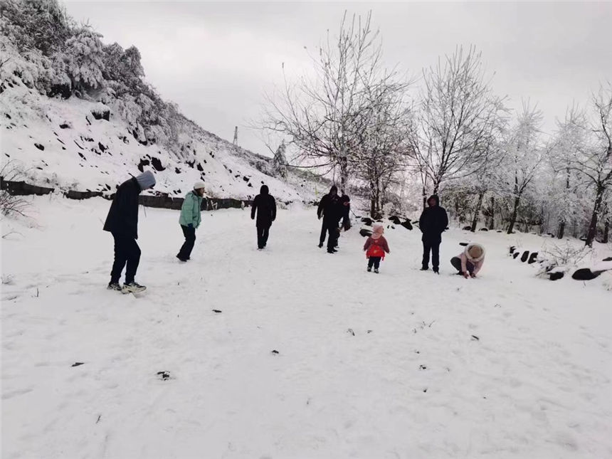 湖北建始：小年迎初雪，瑞雪兆丰年【5】