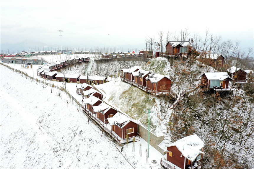 湖北保康：冬雪落山村 清新似水墨【10】