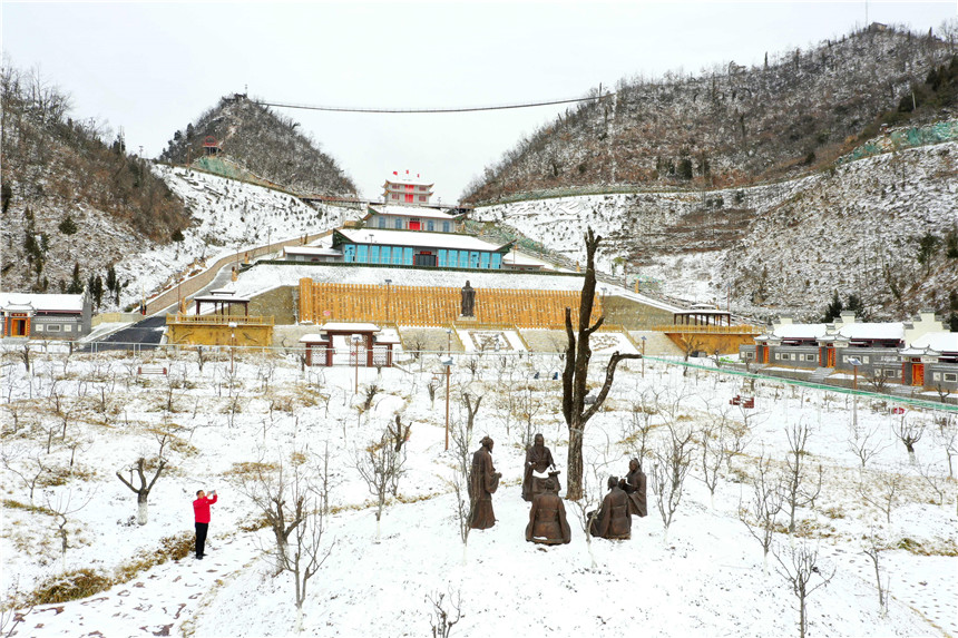 湖北保康：冬雪落山村 清新似水墨【13】