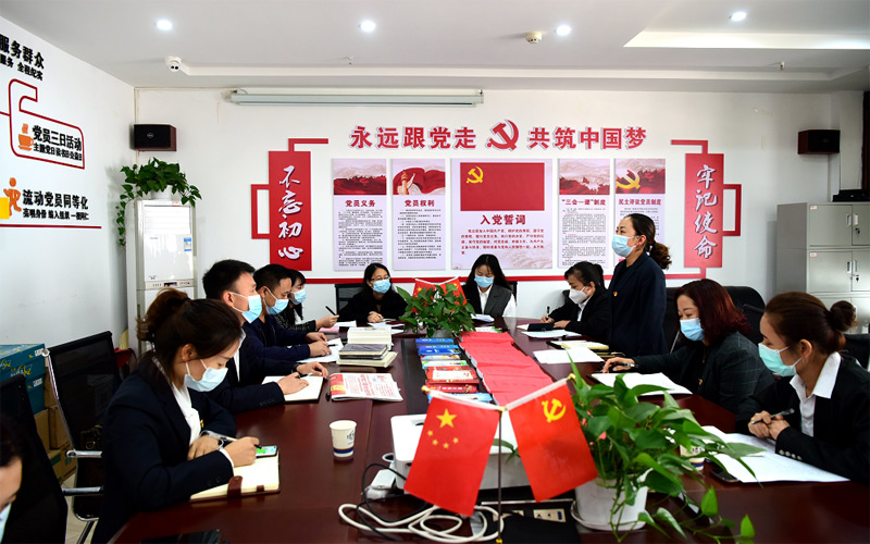 舞阳坝街道纪工委组织开展村级纪检委员培训。