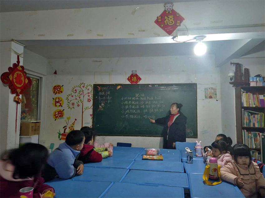孩子們都很喜歡向老師的課堂。