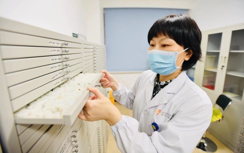 武汉市第一医院皮肤科实验室现已建成华中地区规模最大的皮肤病数据库。武汉市第一医院供图