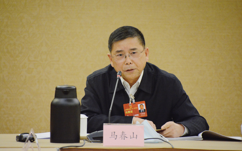 全国人大代表、长江沿岸铁路集团股份有限公司党委书记、董事长马春山。受访者供图
