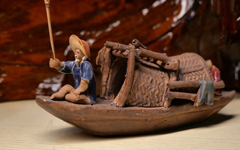 湖北建始：根雕艺人奇思巧手化腐朽为神奇【5】