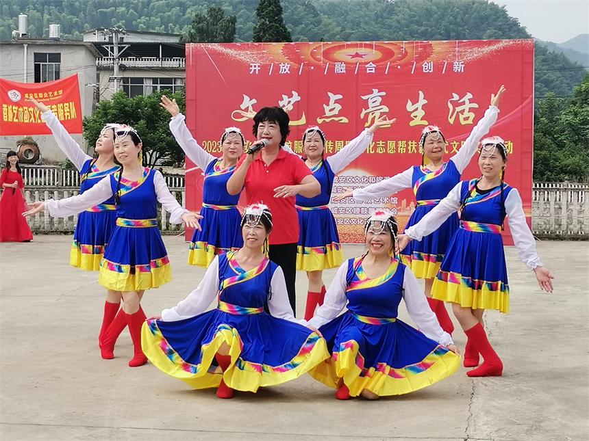 湖北咸安：用文藝豐富人民群眾的精神文化生活