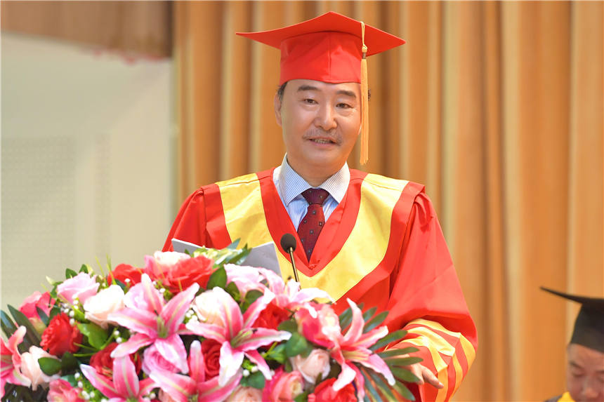 武汉晴川学院校长寄语毕业生: 砥身砺行 活出大价值 干出大精彩【2】