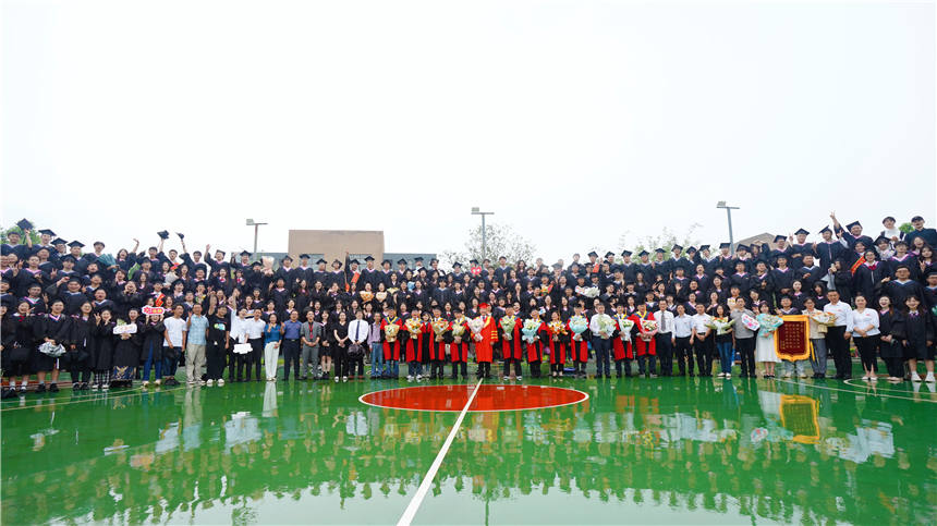 武汉晴川学院校长寄语毕业生: 砥身砺行 活出大价值 干出大精彩【3】