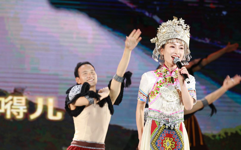 湖北夏涼文旅消費季暨長江三峽（巴東）纖夫文化旅游節開幕【2】