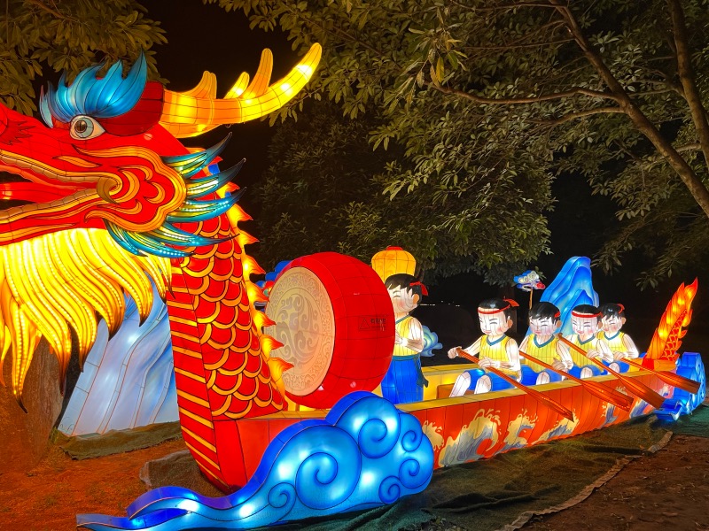  “诗画秭归”主题灯会