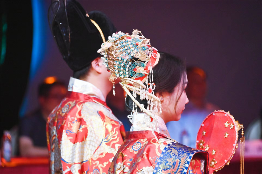 一切从简唯爱不减 武汉倡树文明婚俗新风尚