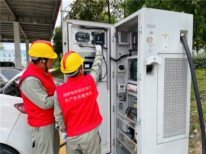 推进充电基础设施建设 国网荆州供电公司今年底将建充电桩1586个