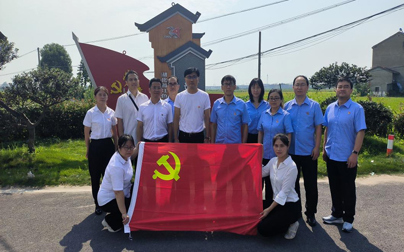 黄冈市烟草专卖局(公司)开展多形式联学共建活动。张舒摄