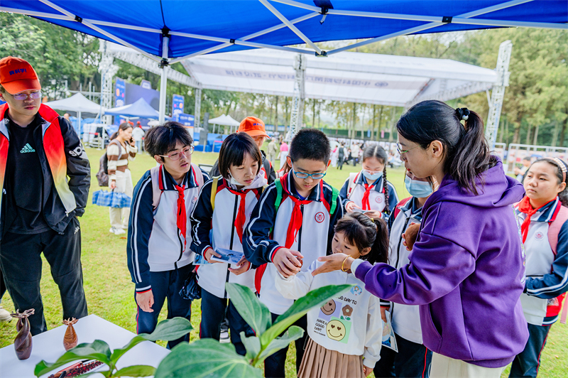 “科学嘉年华”亮相武汉植物园