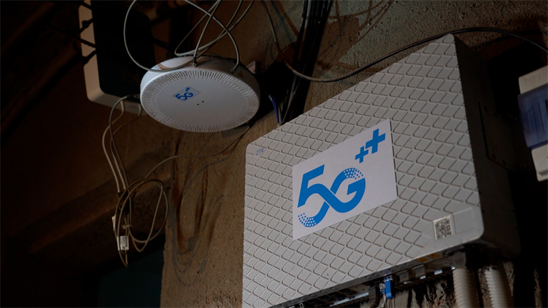 湖北移动在阳新县鑫成矿业矿井下安装的5G设备